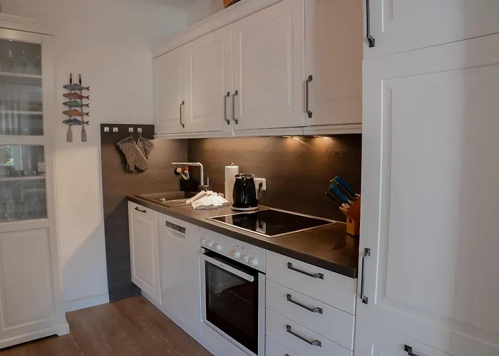 Apartment Lister Tor 14